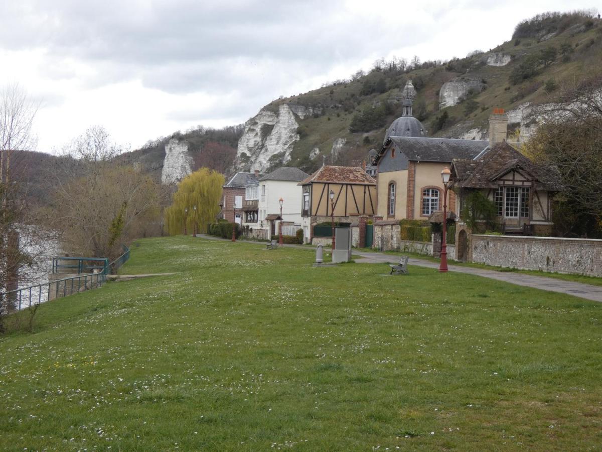 Gite L'Eau Vive Noyers  Exterior photo